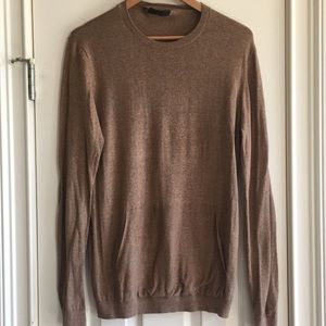 Men’s casual sweater